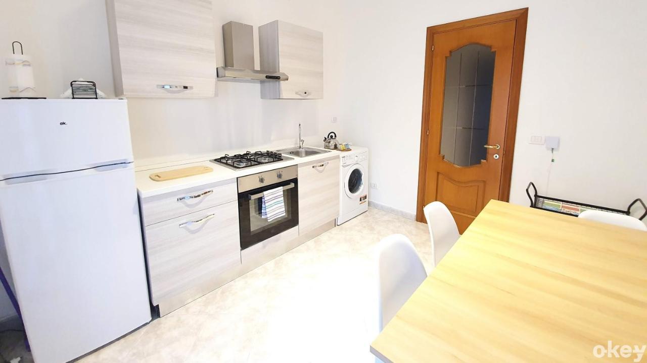 Twin Room Apulia Accommodation - Bari Policlinico المظهر الخارجي الصورة