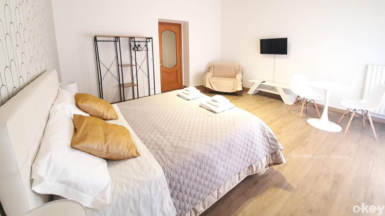 Twin Room Apulia Accommodation - Bari Policlinico المظهر الخارجي الصورة